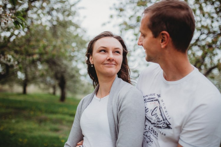 Párový fotograf České Budějovice - Svatební fotograf Jižní Čechy - Jan Kočer fotograf - svatební fotograf České Budějovice