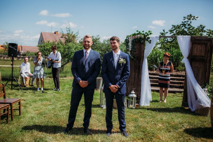 Jan Kočer fotograf - Svatební fotograf Jižní Čechy - Svatební fotograf České Budějovice - rodinny, párový, portrétní fotograf - svatební fotograf